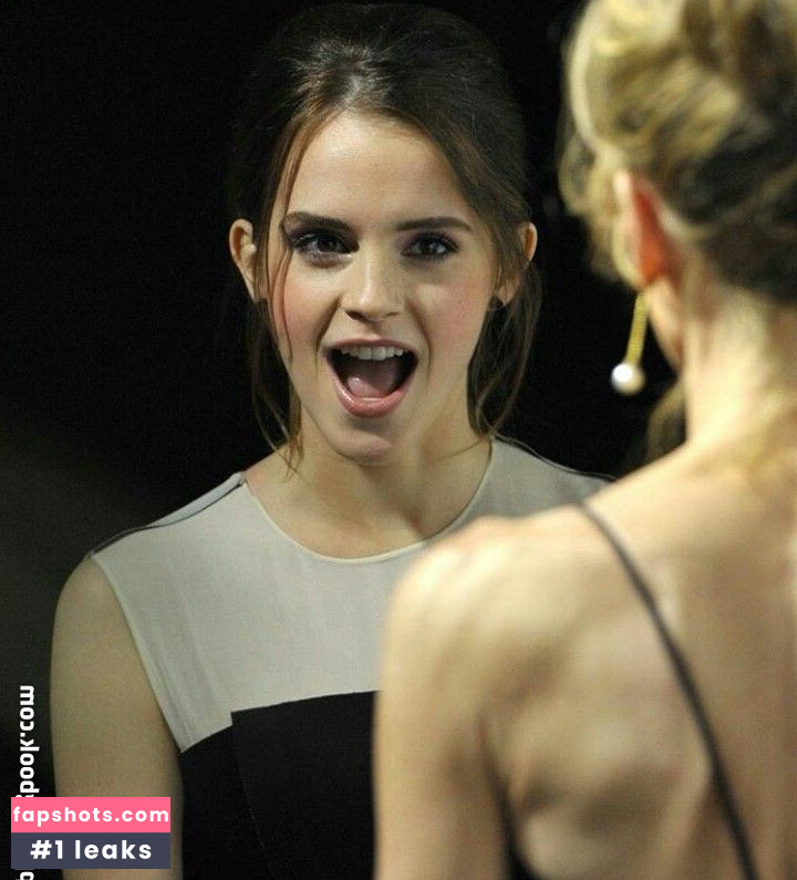 Emma Watson gallery photo #1017