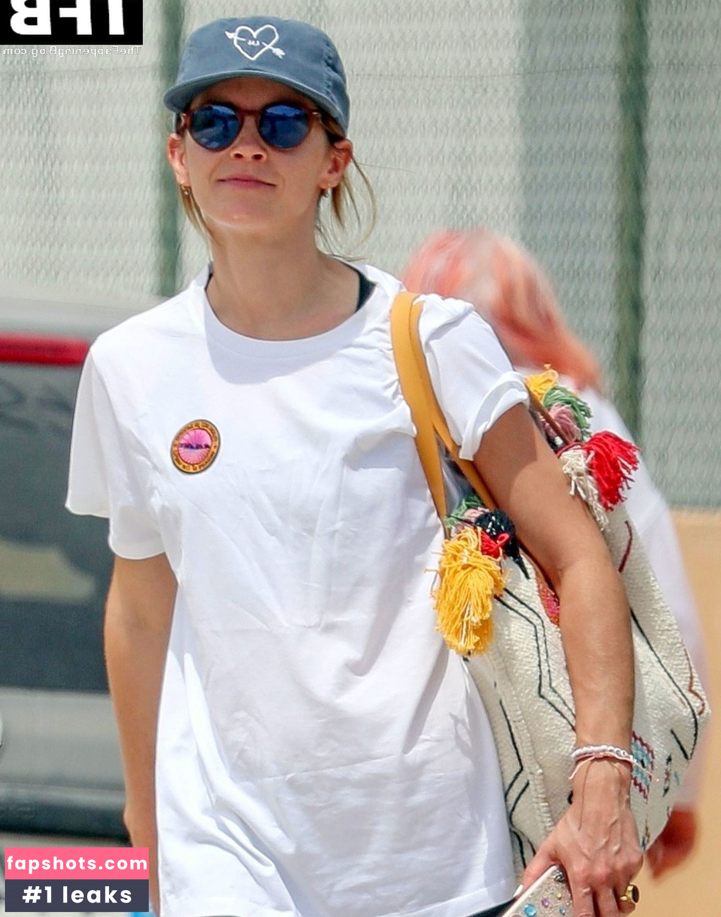 Emma Watson gallery photo #1130