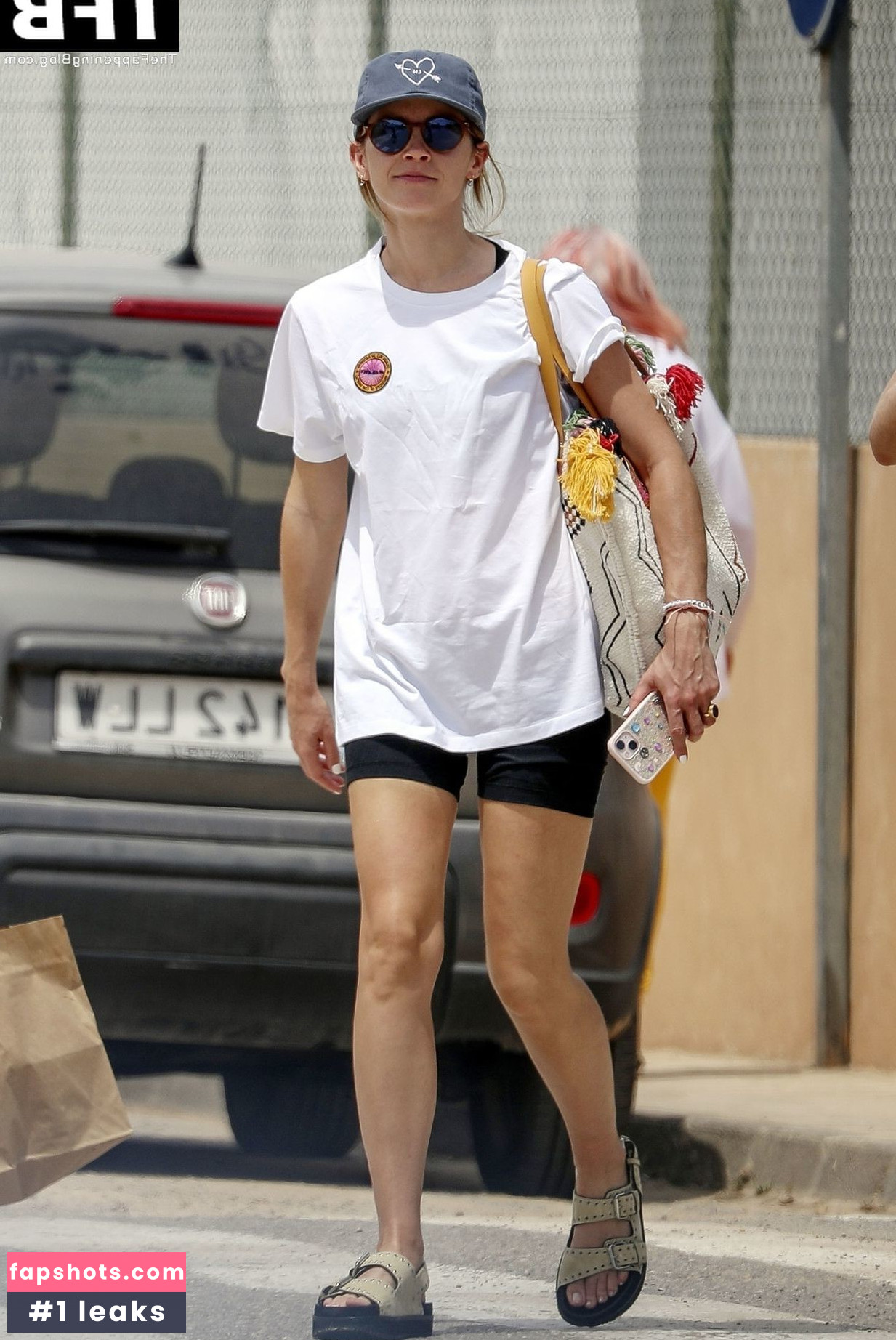 Emma Watson gallery photo #1131