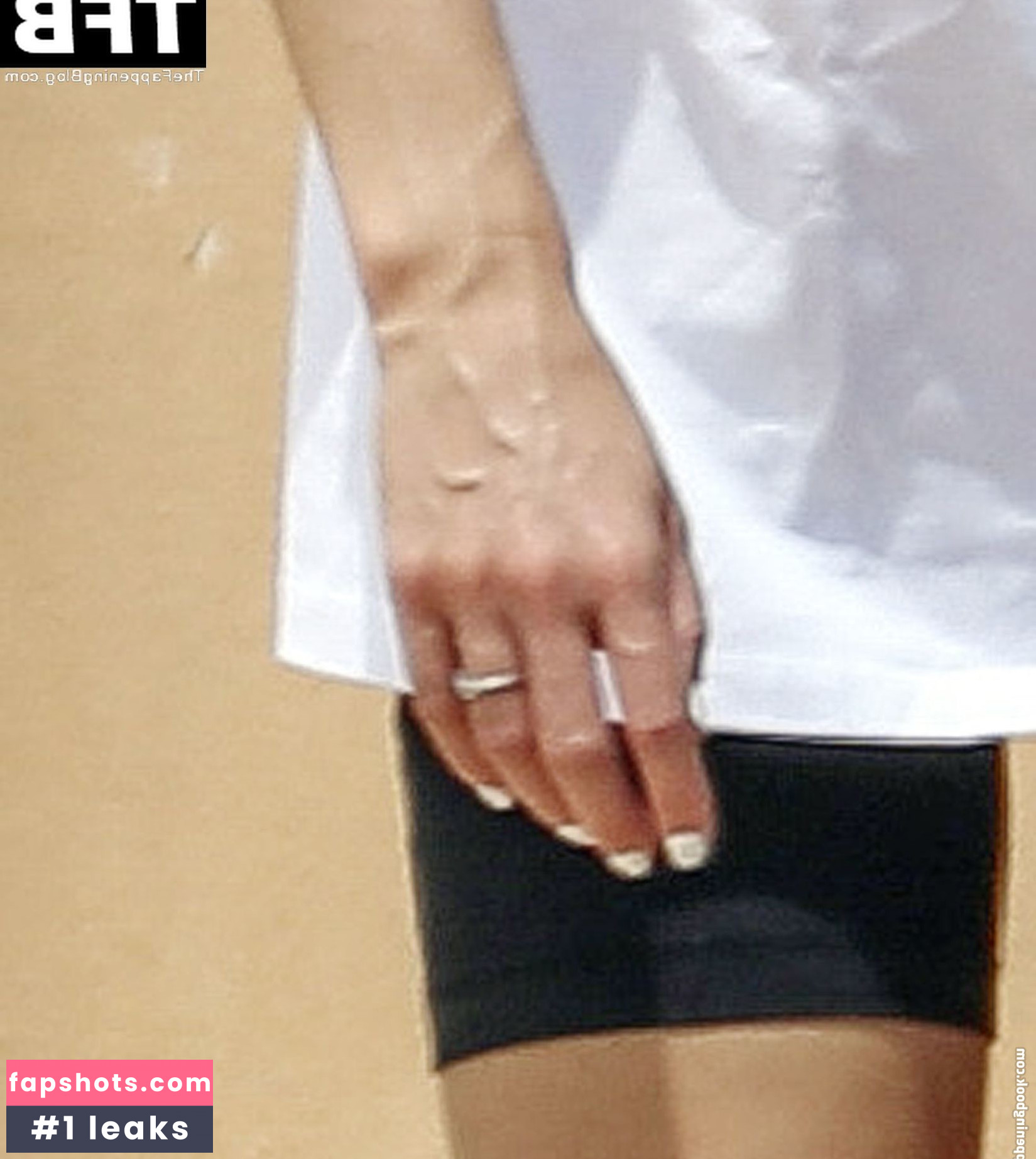 Emma Watson gallery photo #1136