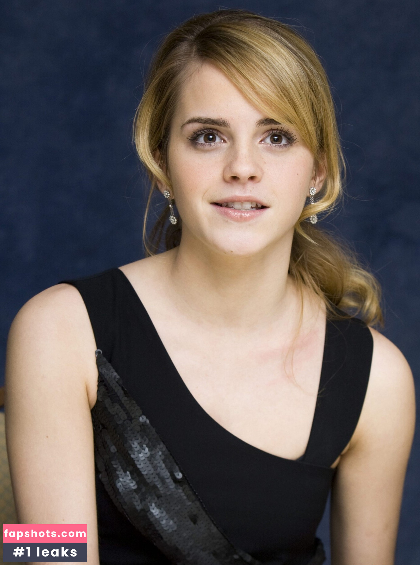 Emma Watson gallery photo #1211