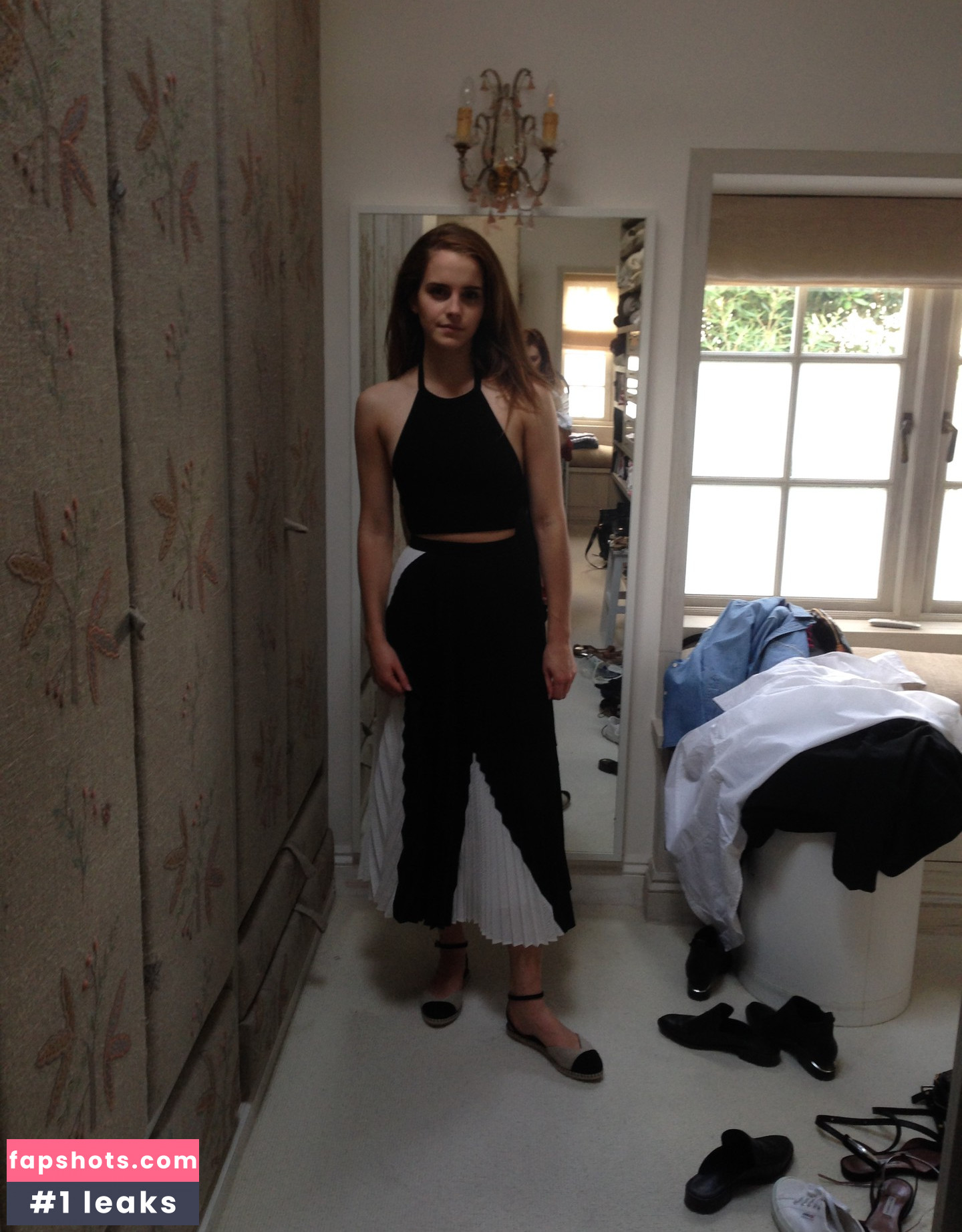 Emma Watson gallery photo #1271