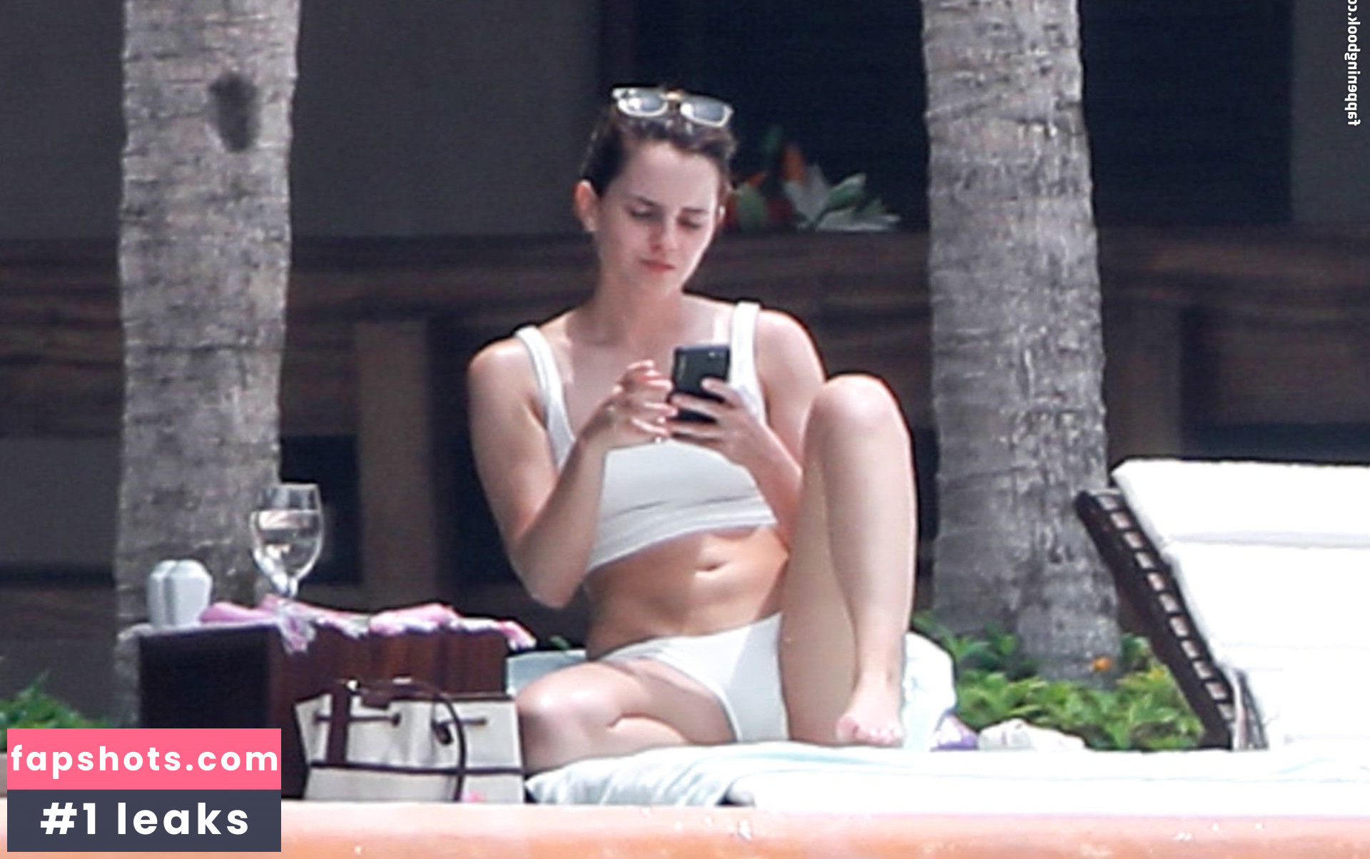 Emma Watson Nude Leaks OnlyFans Photos #1635 - LeakJerk