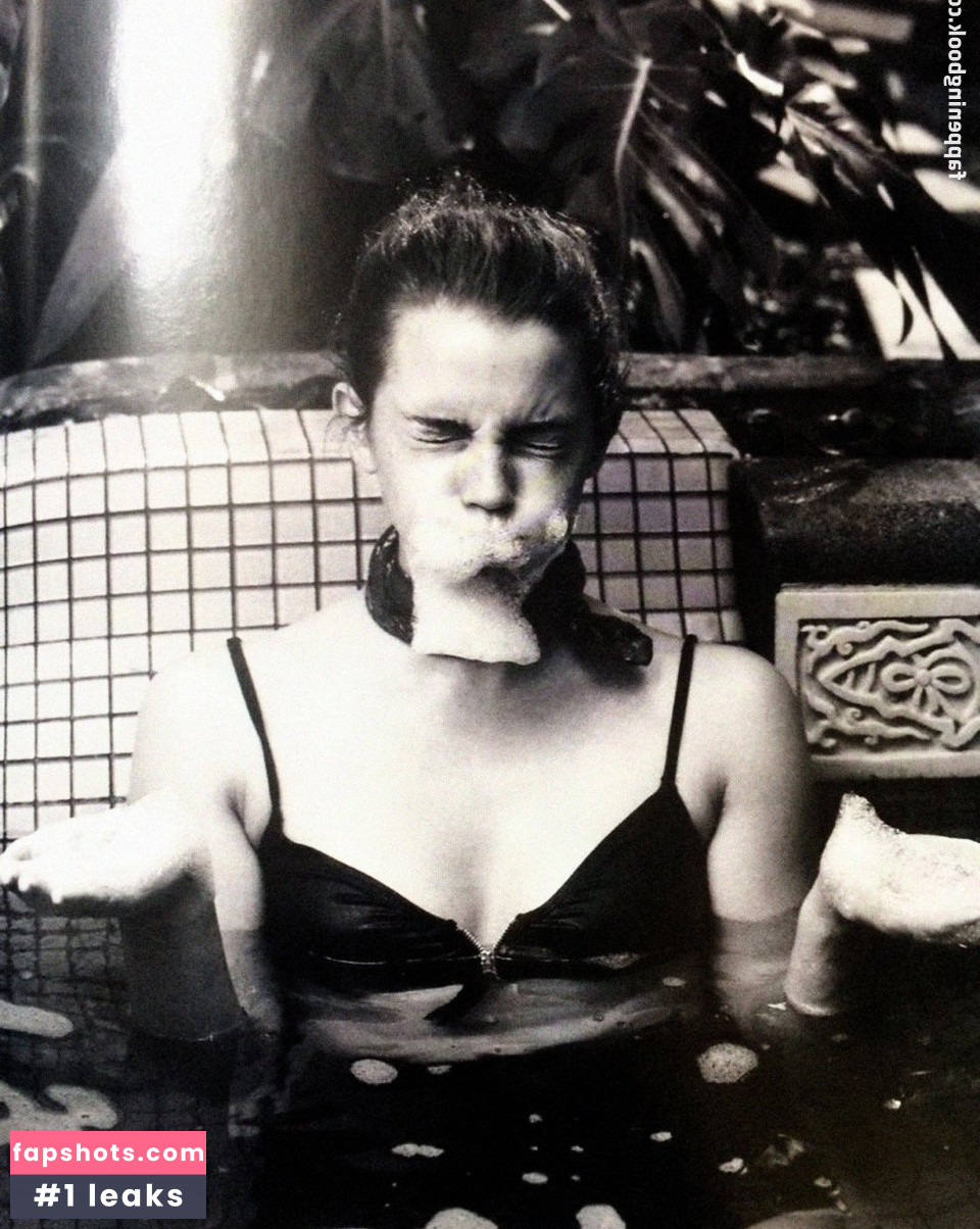 Emma Watson Nude Leaks OnlyFans Photos #1886 - LeakJerk