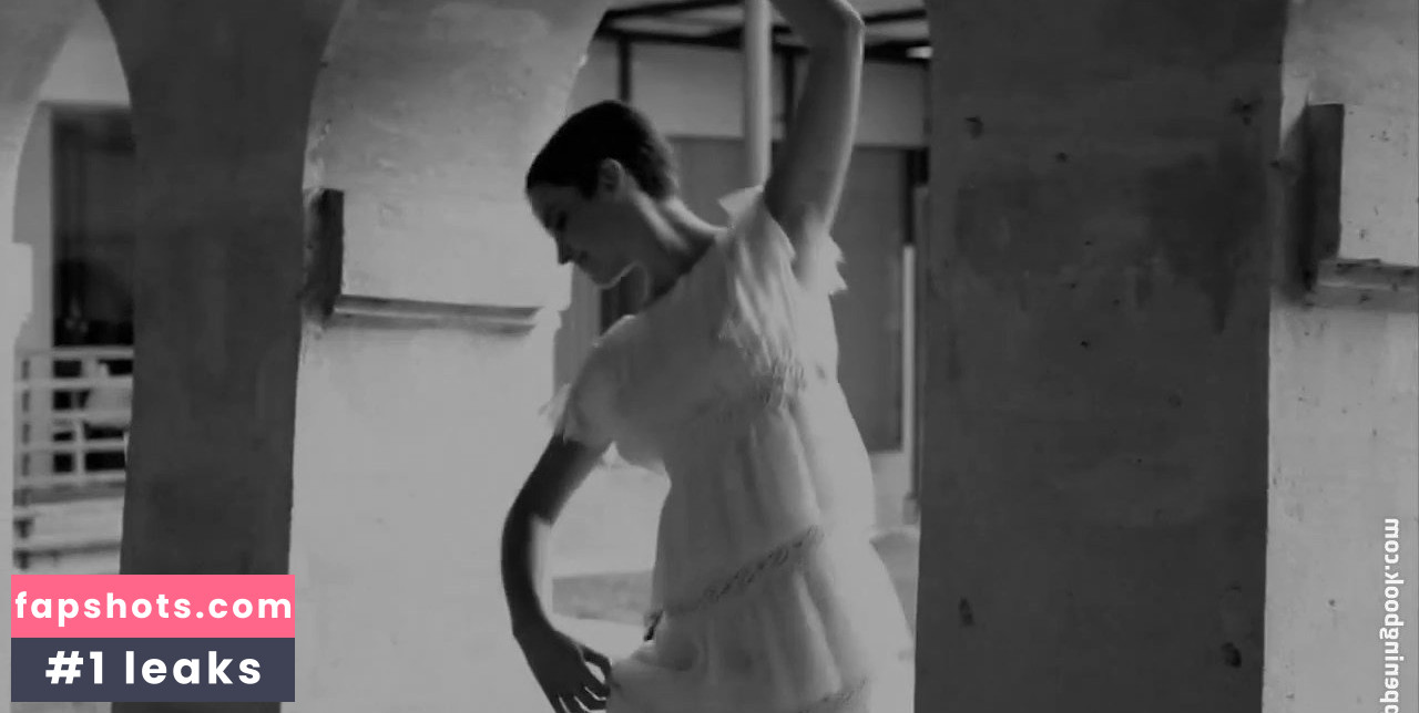 Emma Watson Nude Leaks OnlyFans Photos #1914 - LeakJerk