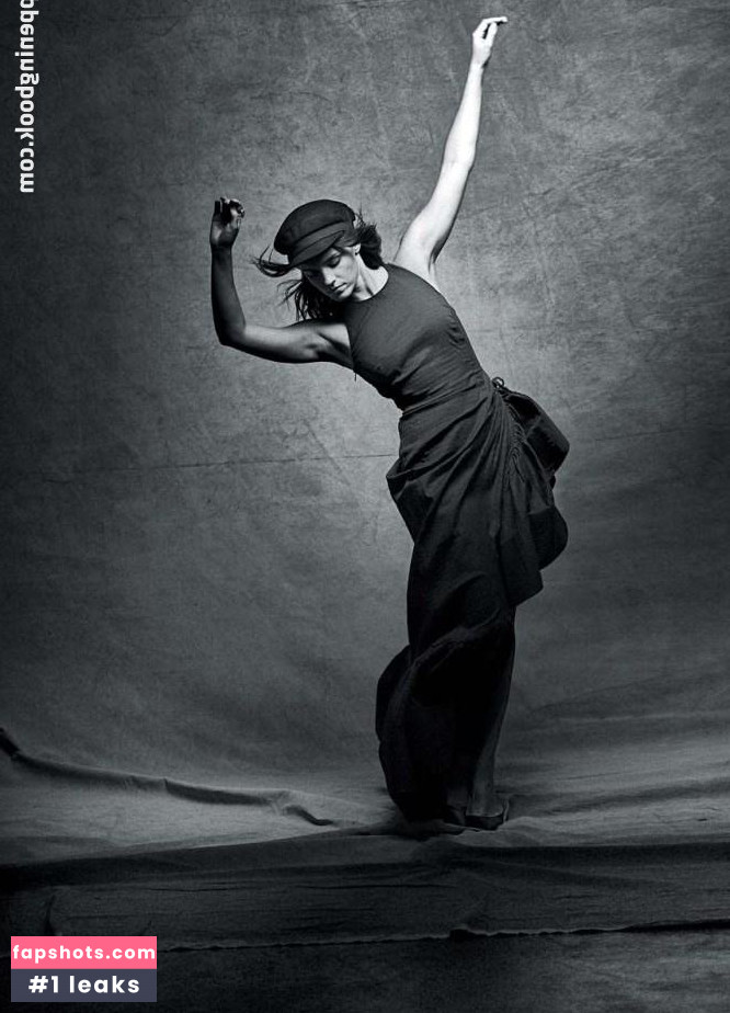 Emma Watson Nude Leaks OnlyFans Photos #1965 - LeakJerk