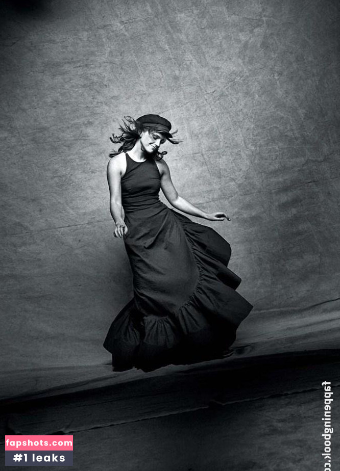 Emma Watson Nude Leaks OnlyFans Photos #1967 - LeakJerk