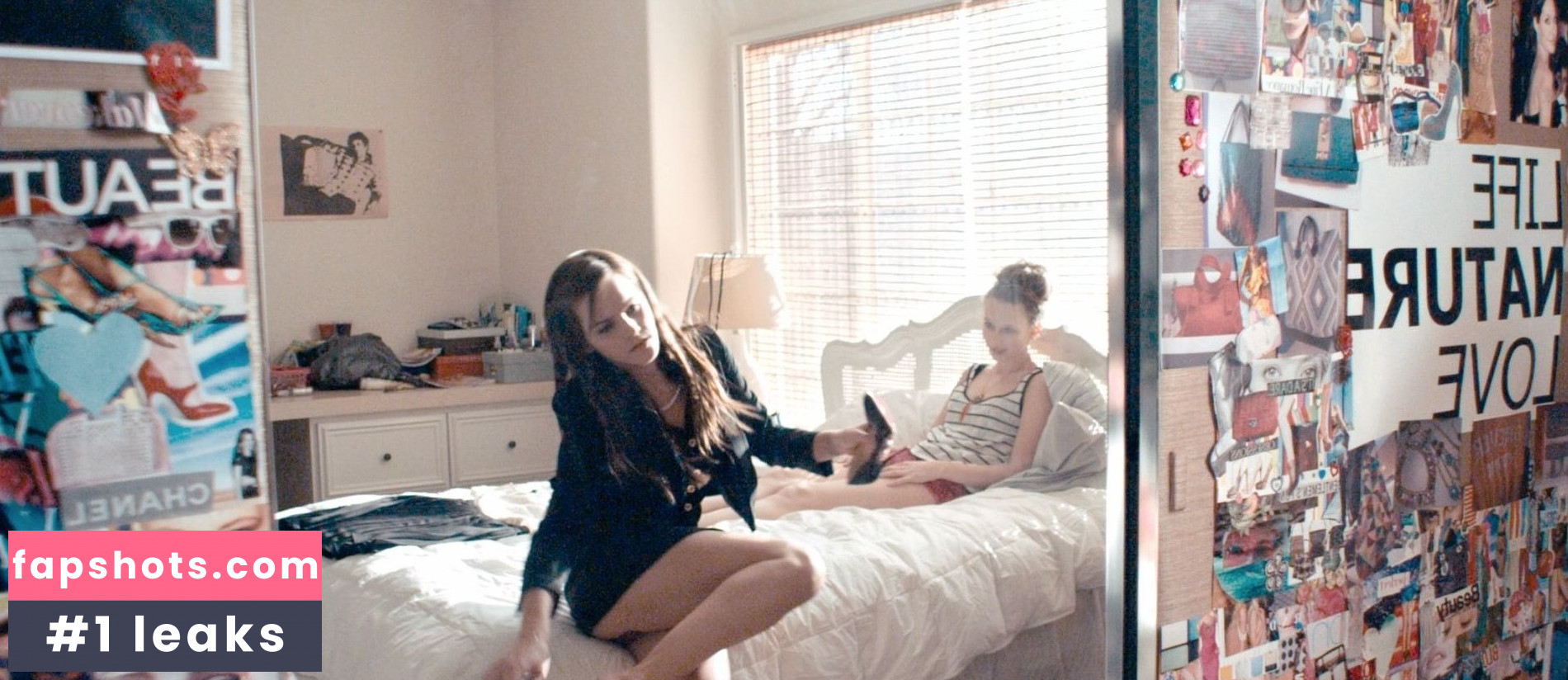 Emma Watson Nude Leaks OnlyFans Photos #1976 - LeakJerk