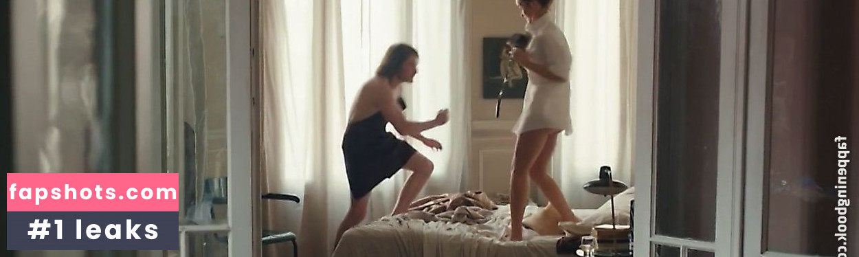 Emma Watson Nude Leaks OnlyFans Photos #1977 - LeakJerk