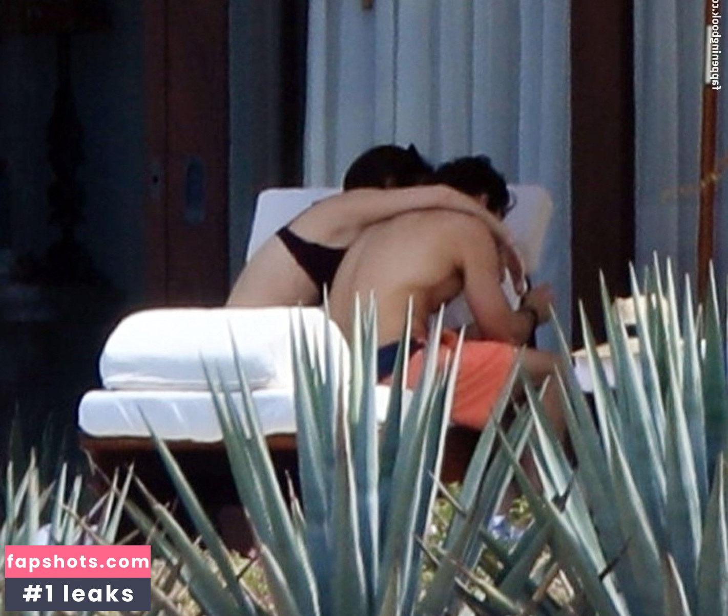 Emma Watson Nude Leaks OnlyFans Photos #1990 - LeakJerk