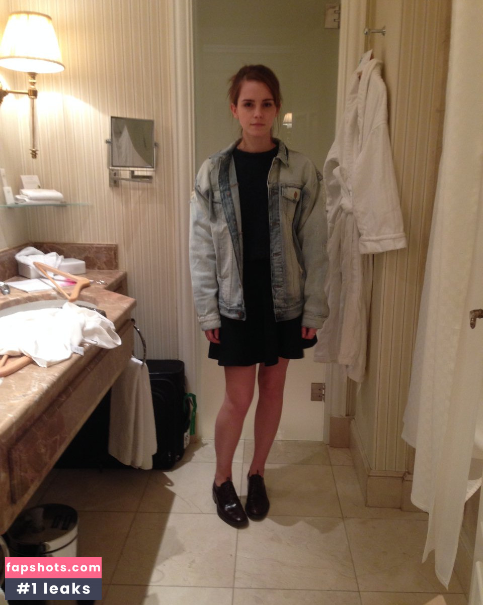 Emma Watson Nude Leaks OnlyFans Photos #2038 - LeakJerk