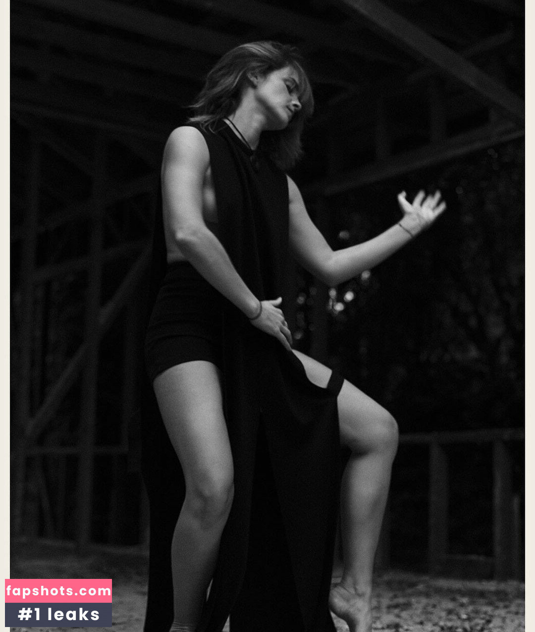 Emma Watson Nude Leaks OnlyFans Photos #228 - LeakJerk