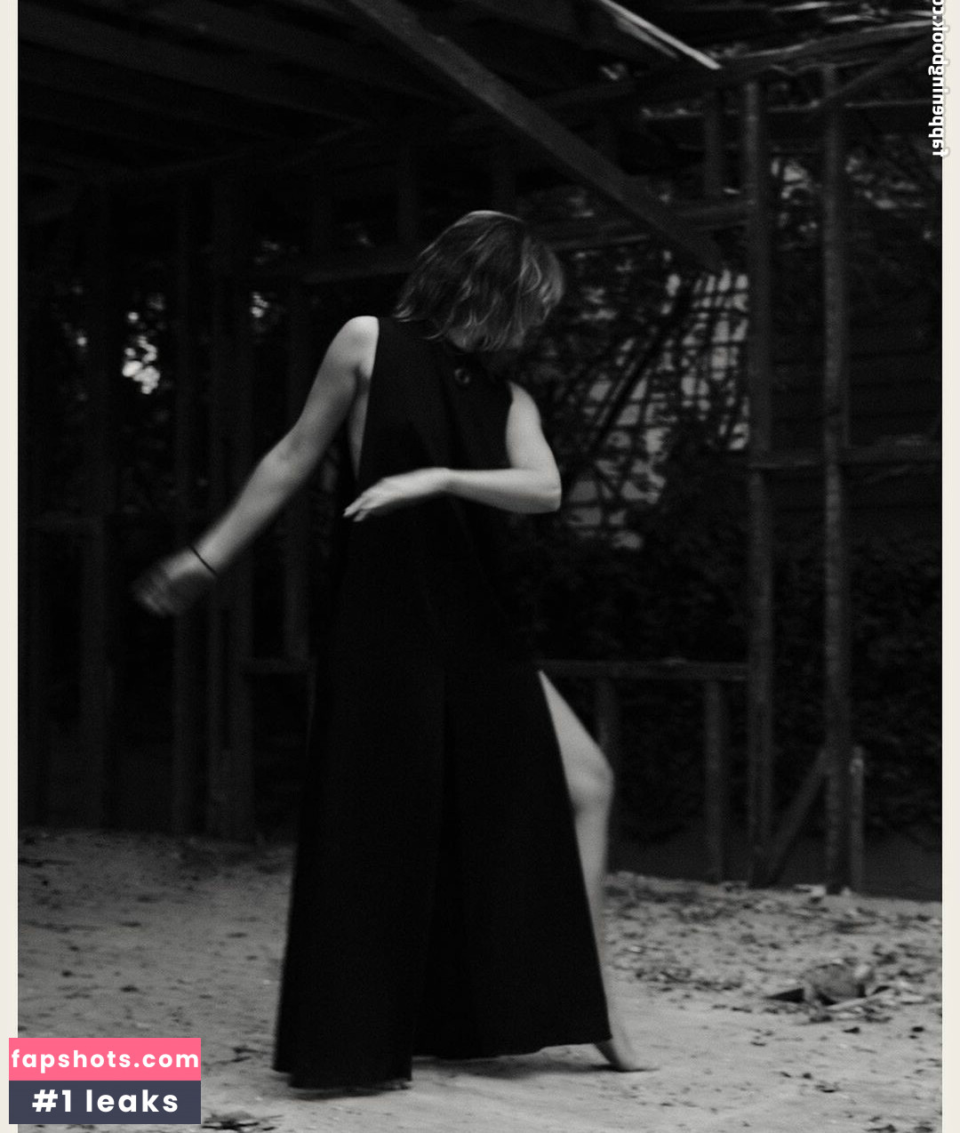 Emma Watson Nude Leaks OnlyFans Photos #232 - LeakJerk