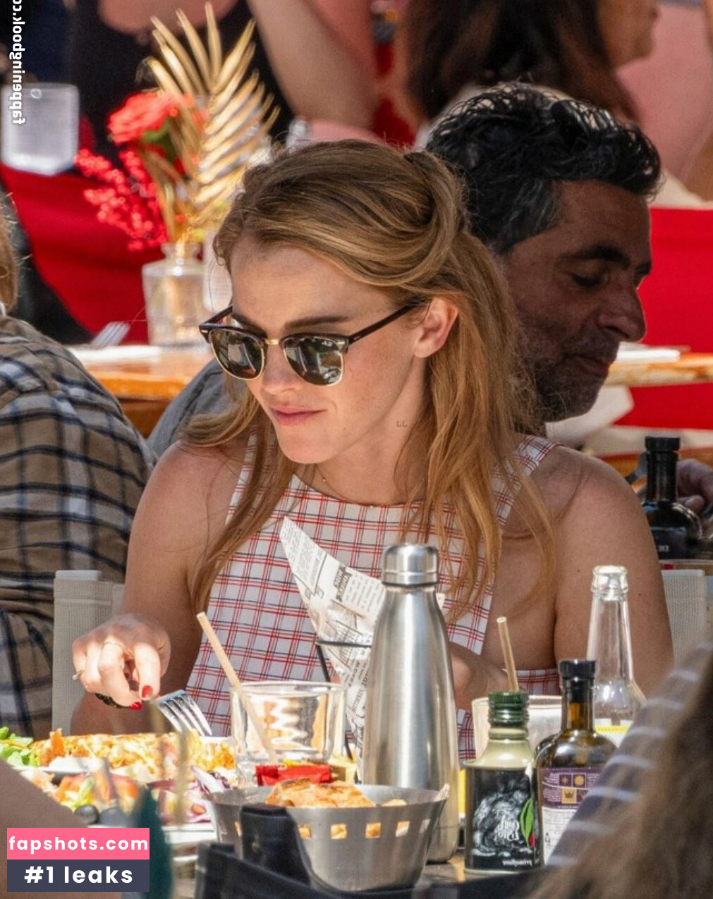 Emma Watson Nude Leaks OnlyFans Photos #43 - LeakJerk