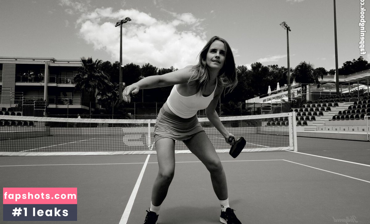 Emma Watson Nude Leaks OnlyFans Photos #6 - LeakJerk