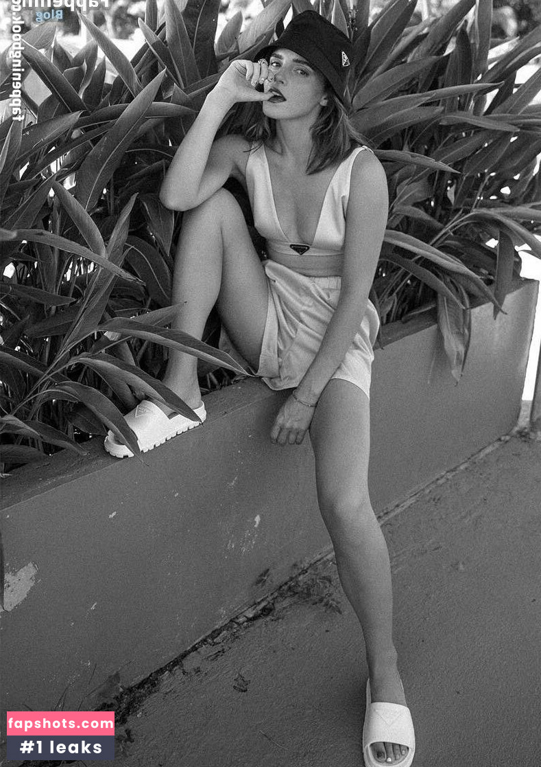 Emma Watson Nude Leaks OnlyFans Photos #625 - LeakJerk