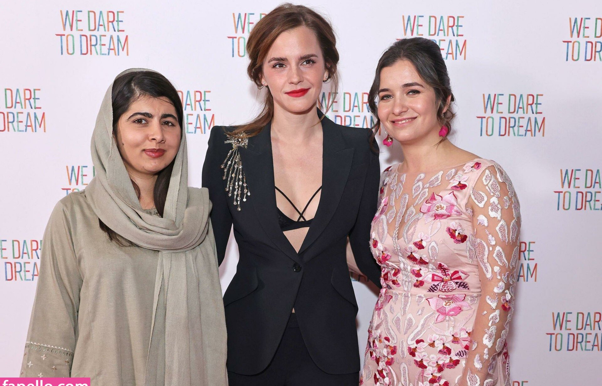 emma-watson gallery photo #1436