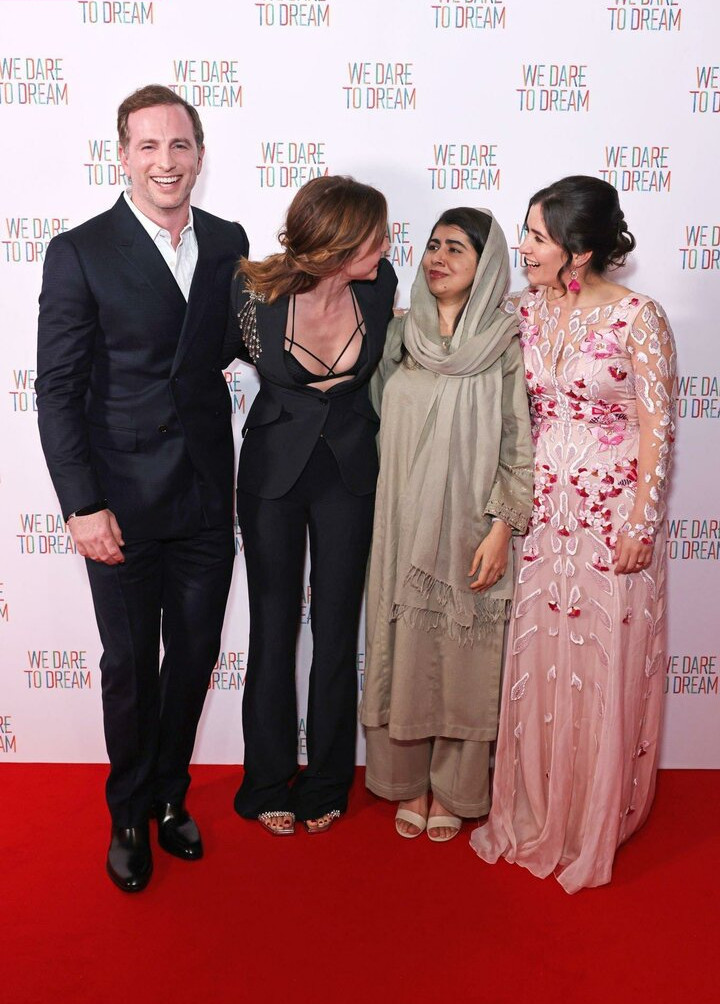 emma-watson gallery photo #1448