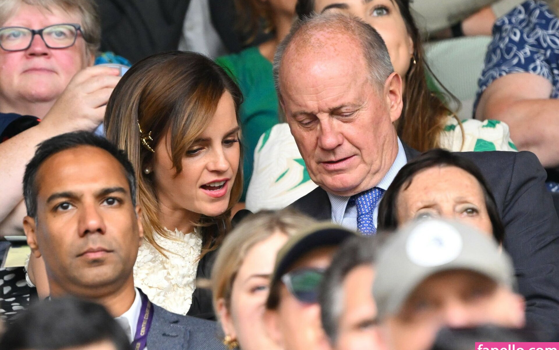 emma-watson gallery photo #1798