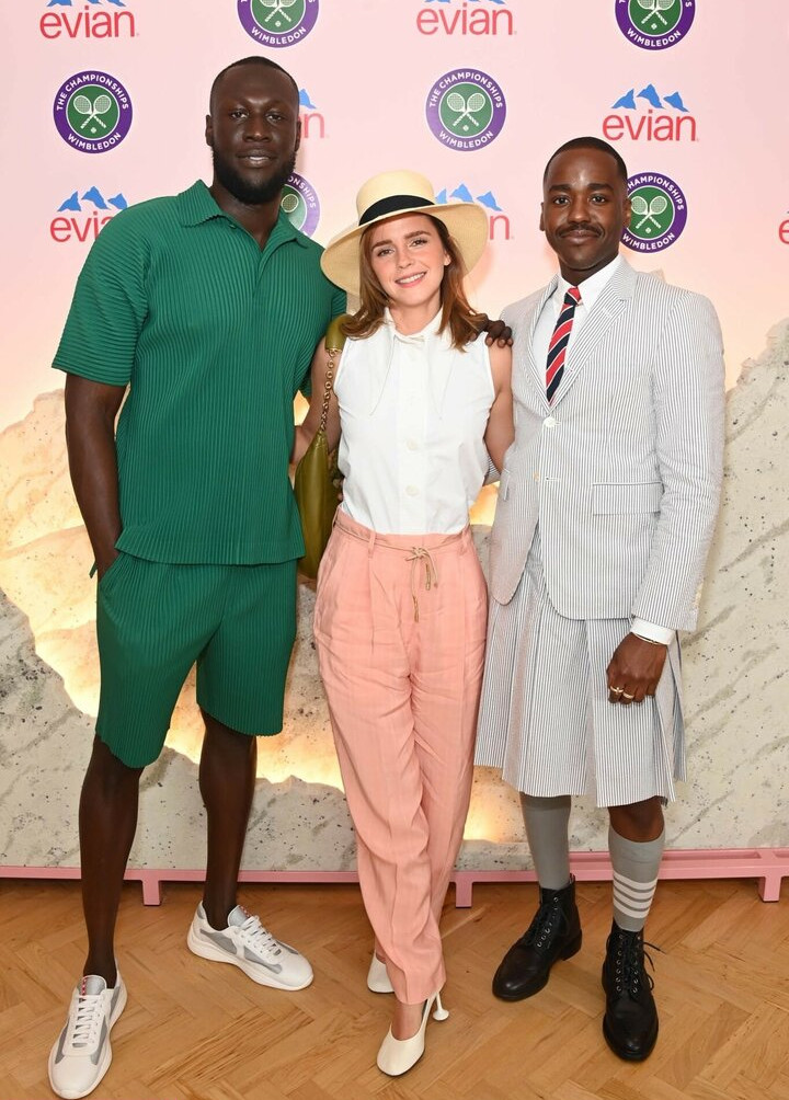 emma-watson gallery photo #1800