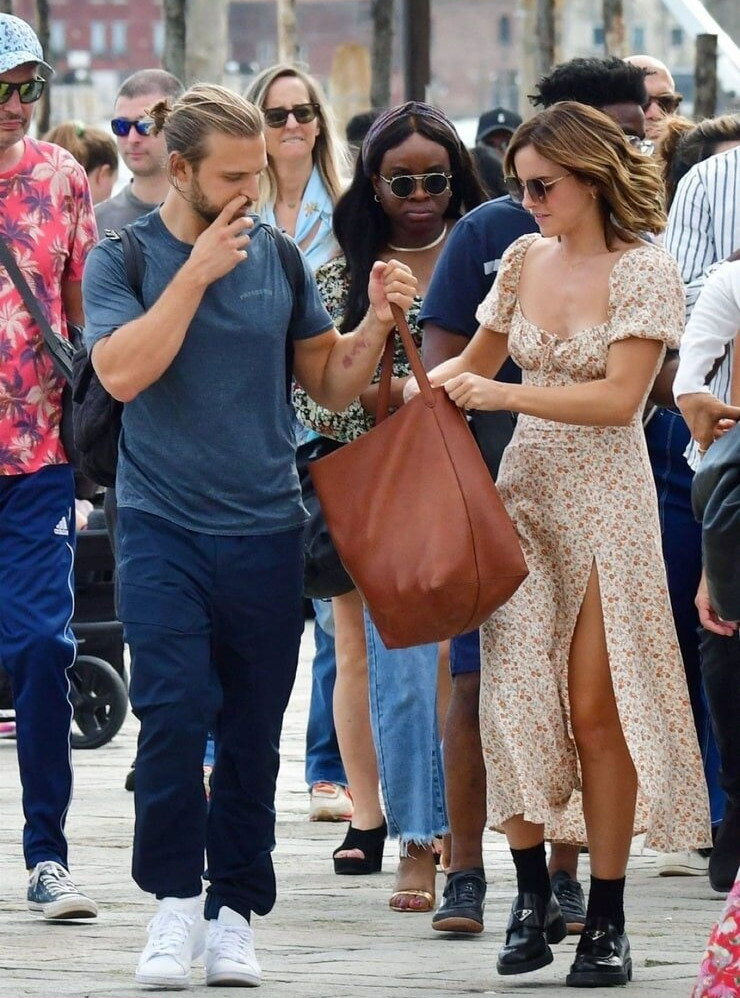 emma-watson gallery photo #2015