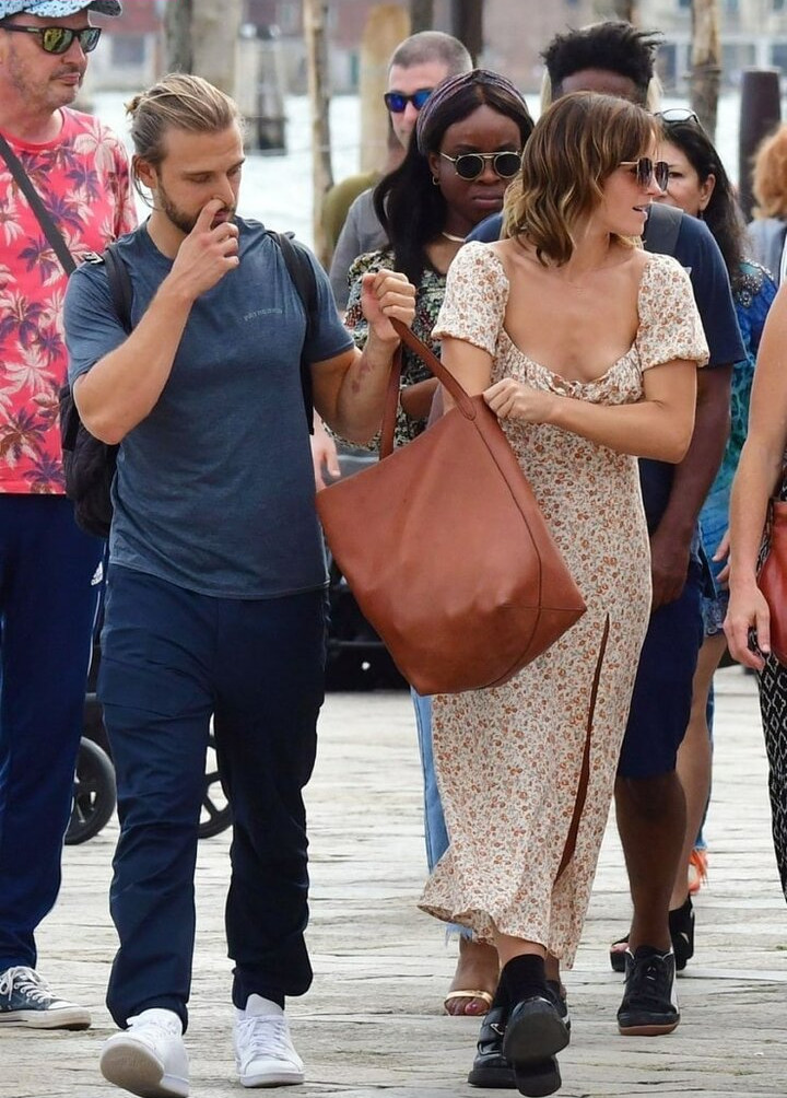 emma-watson gallery photo #2016