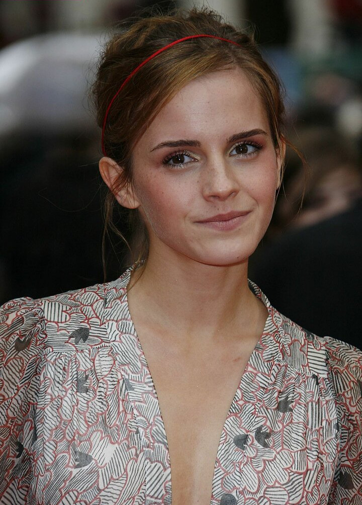 emma-watson gallery photo #2141