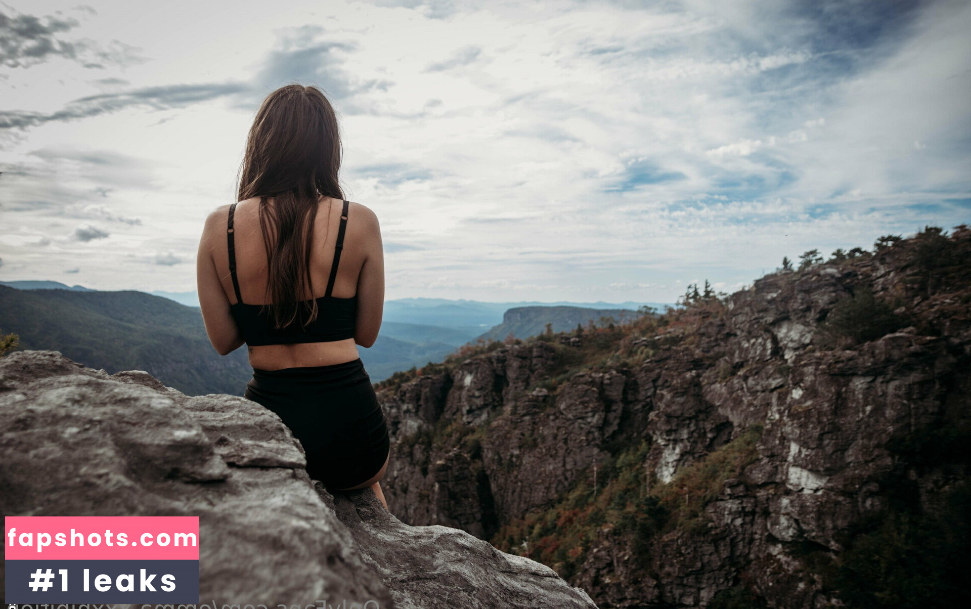 emma.xxxhibition gallery photo #7