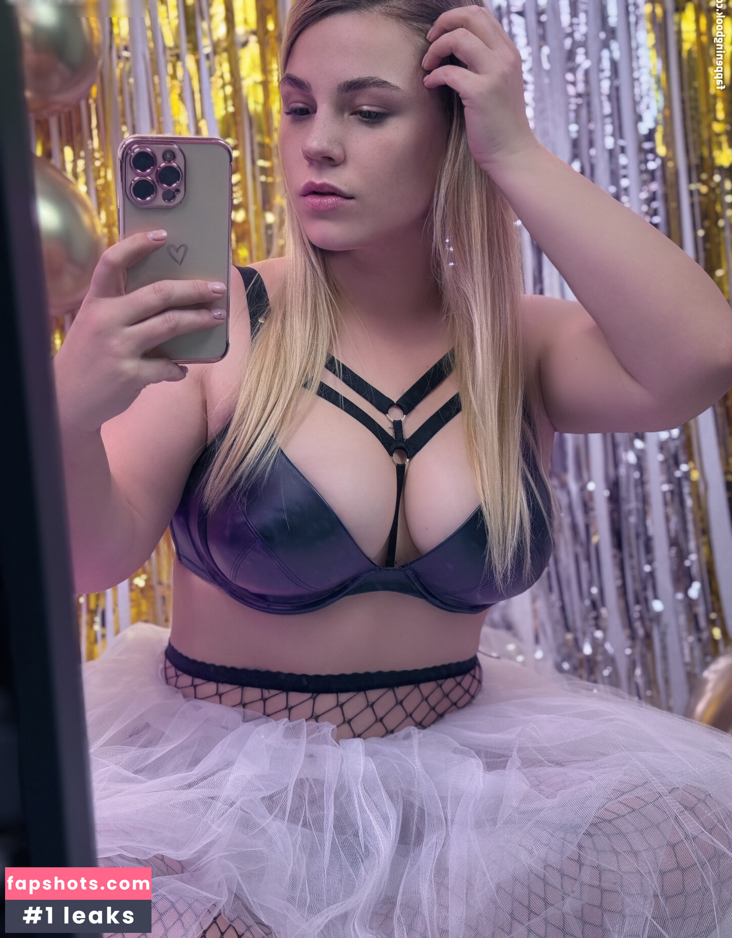 Emmadizzy / Emma_arty gallery photo #14