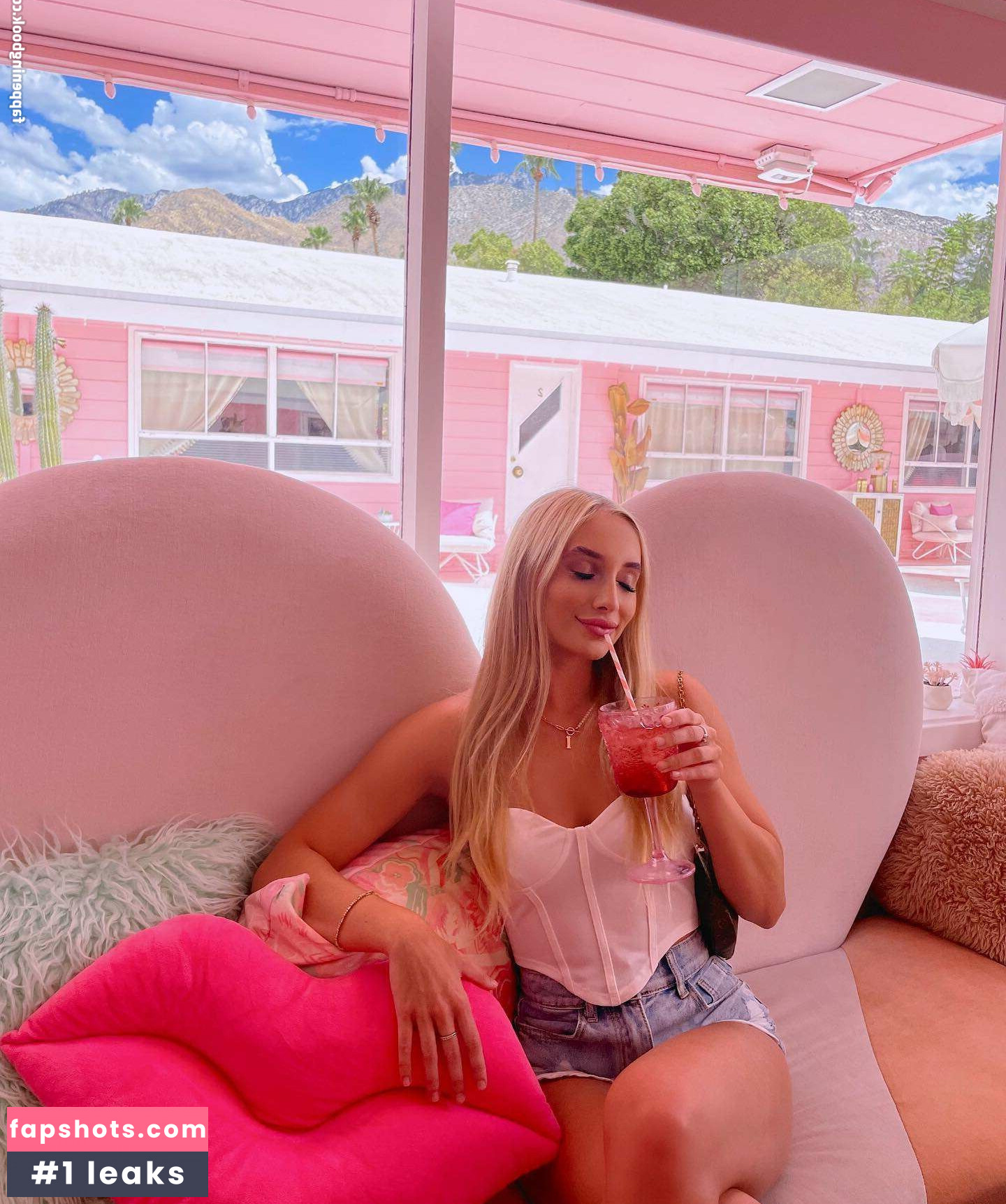 Emmalie Balsis gallery photo #12