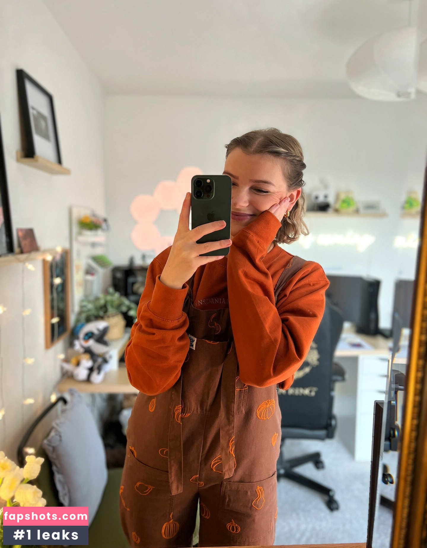 Emmalition gallery photo #29