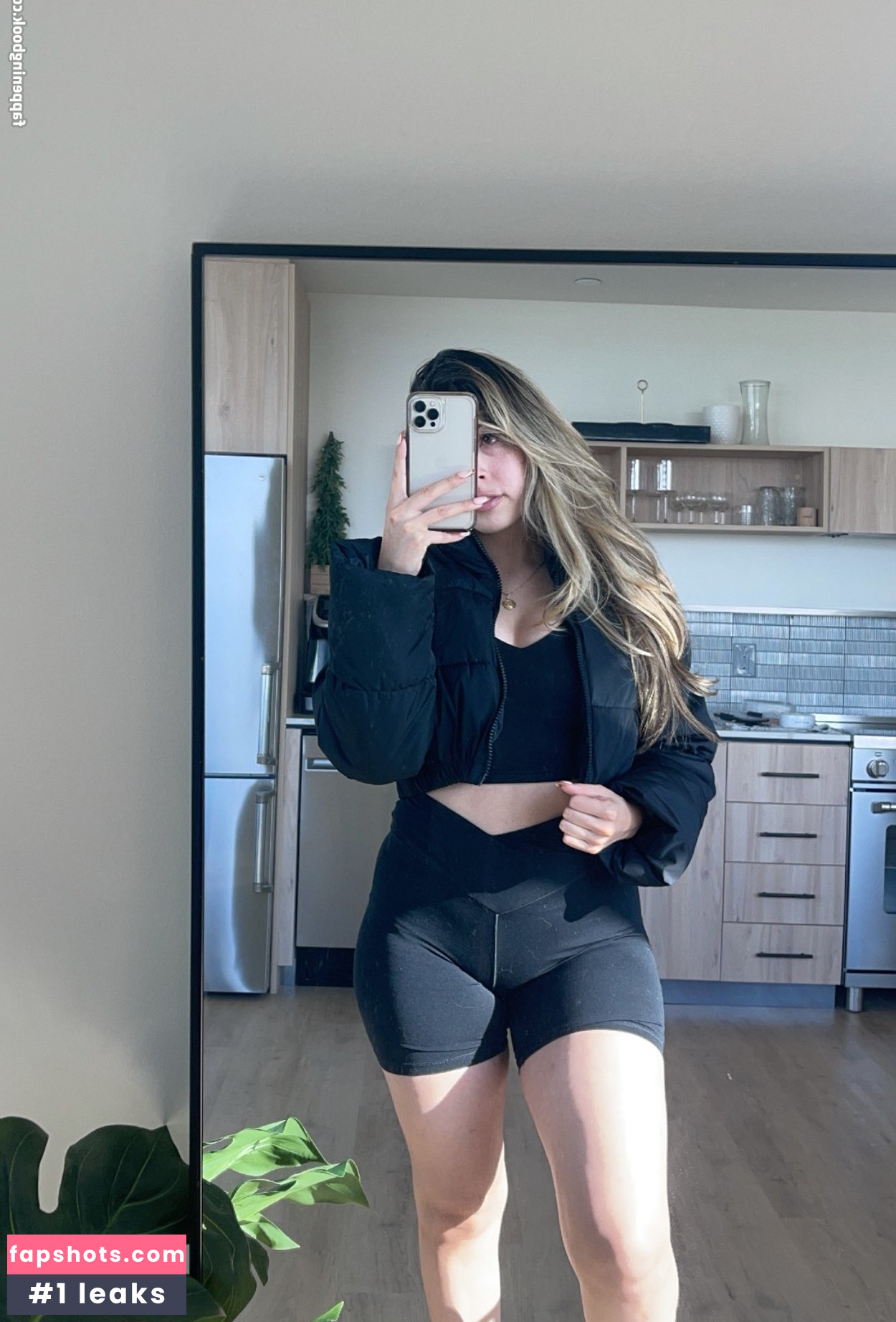 Emmamarie Gomez gallery photo #4