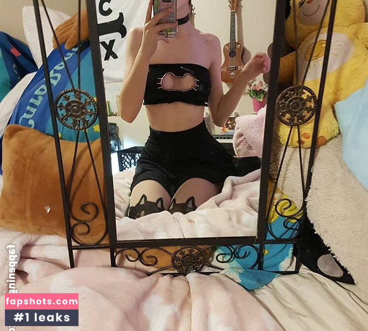 emmanoodle Nahé úniky fotek pouze od fanoušků #10 - Fapshots