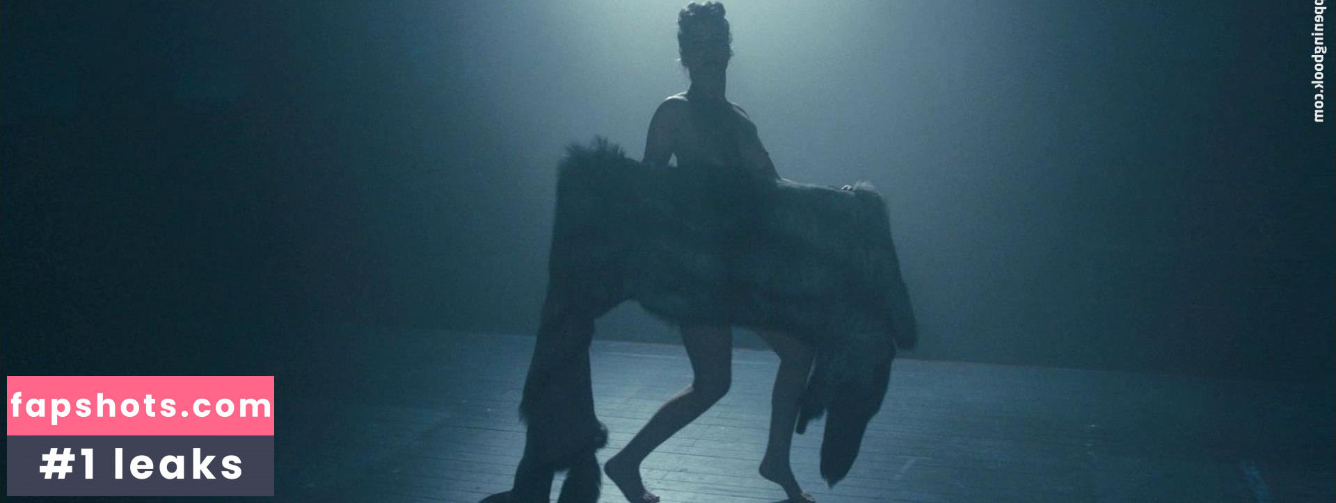 Emmanuelle Seigner gallery photo #20