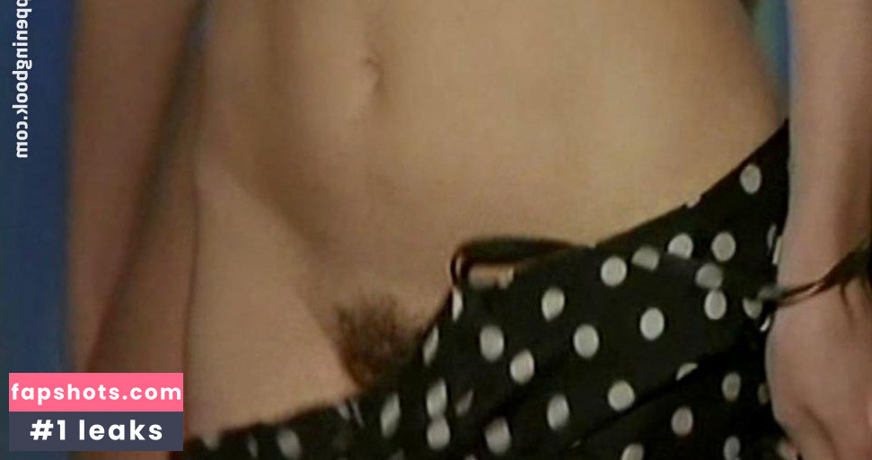 Emmanuelle Seigner gallery photo #32