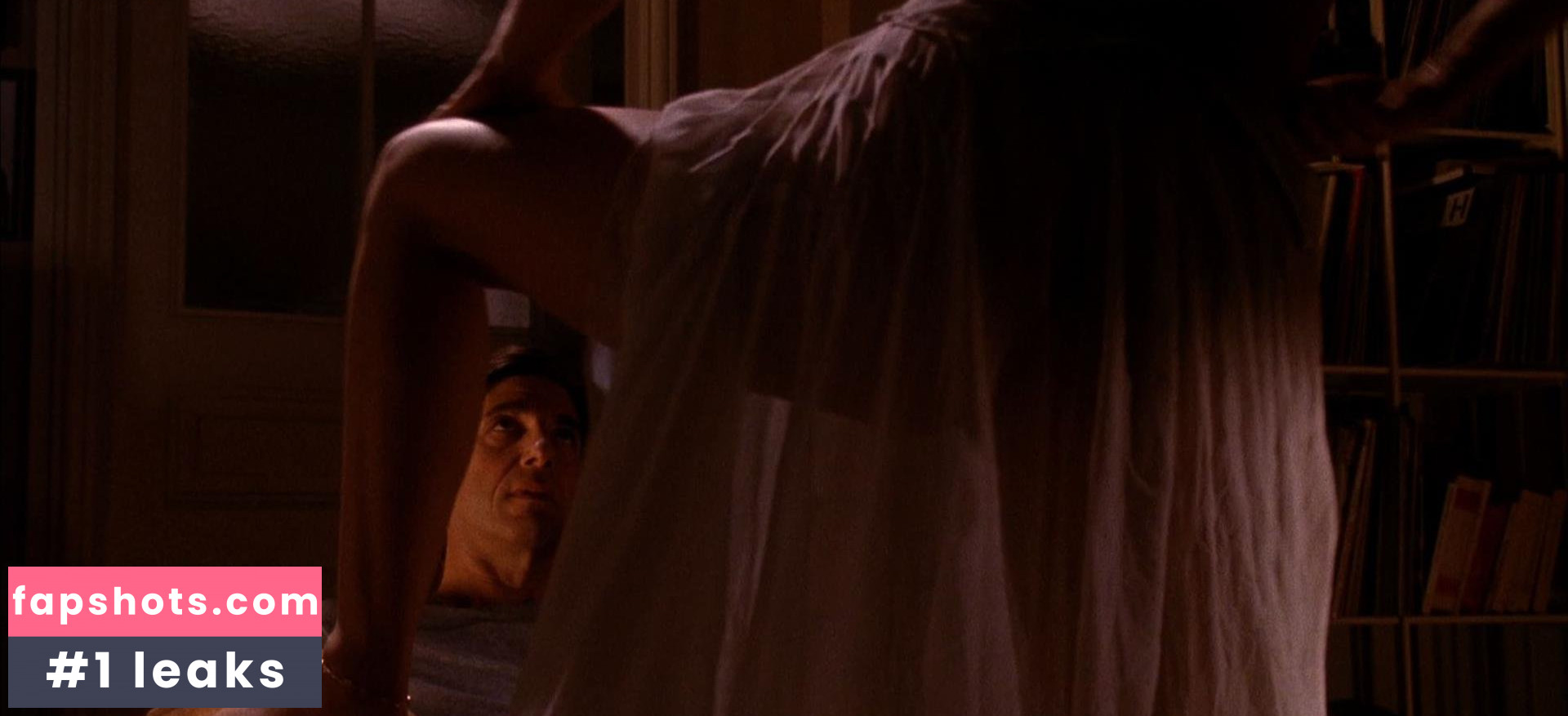 Emmanuelle Seigner gallery photo #54