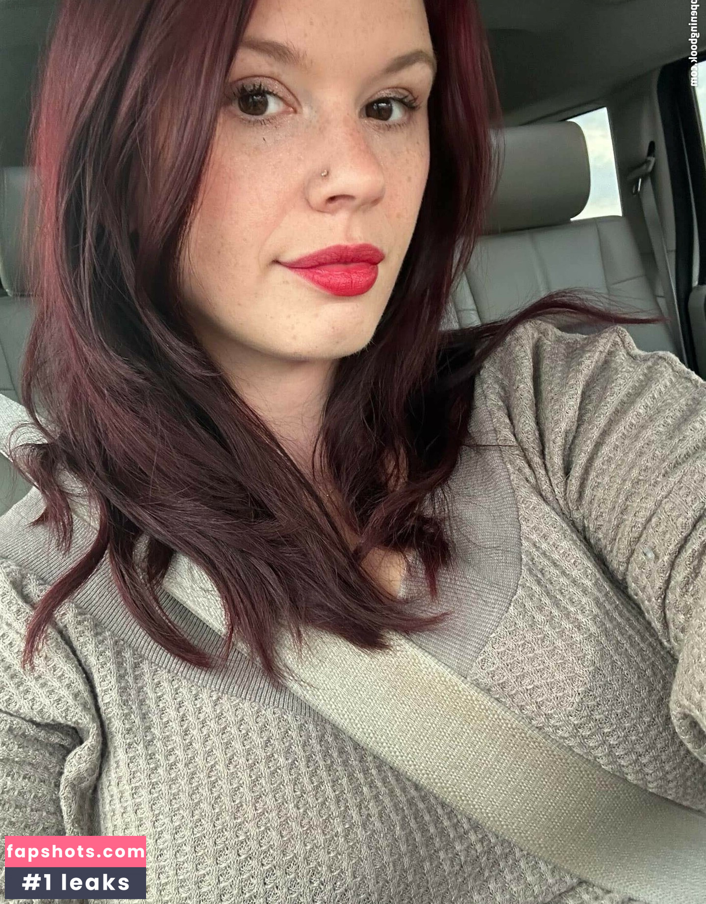 emmascarlett89 gallery photo #4