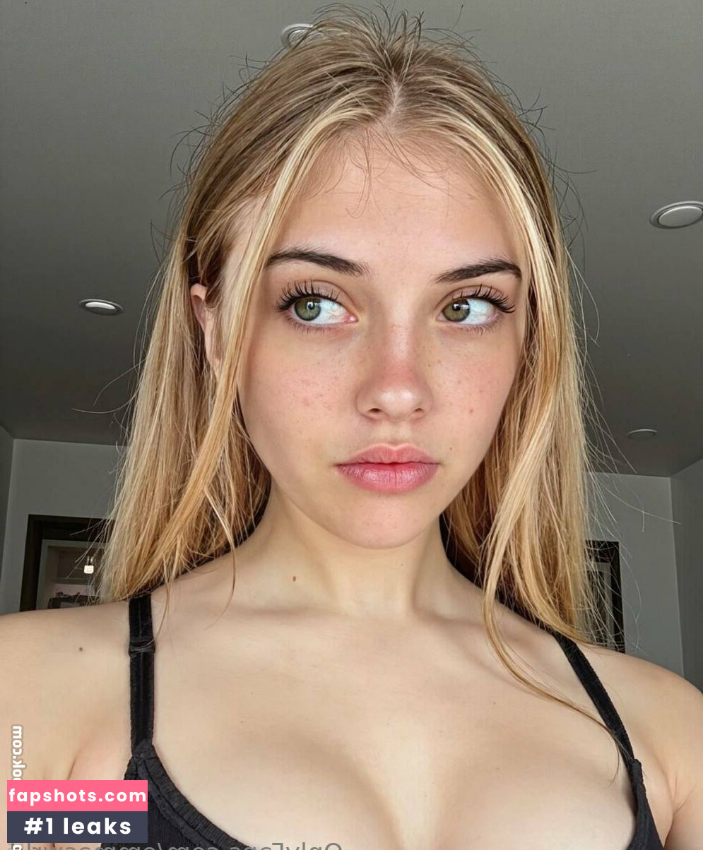 emmaswrld gallery photo #21