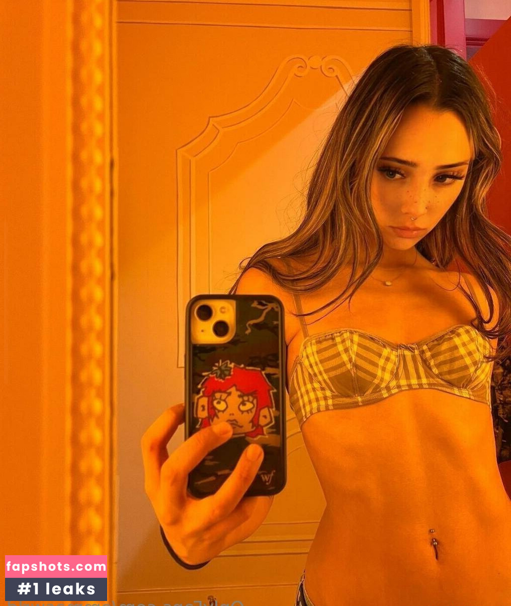 emmaswrld gallery photo #5