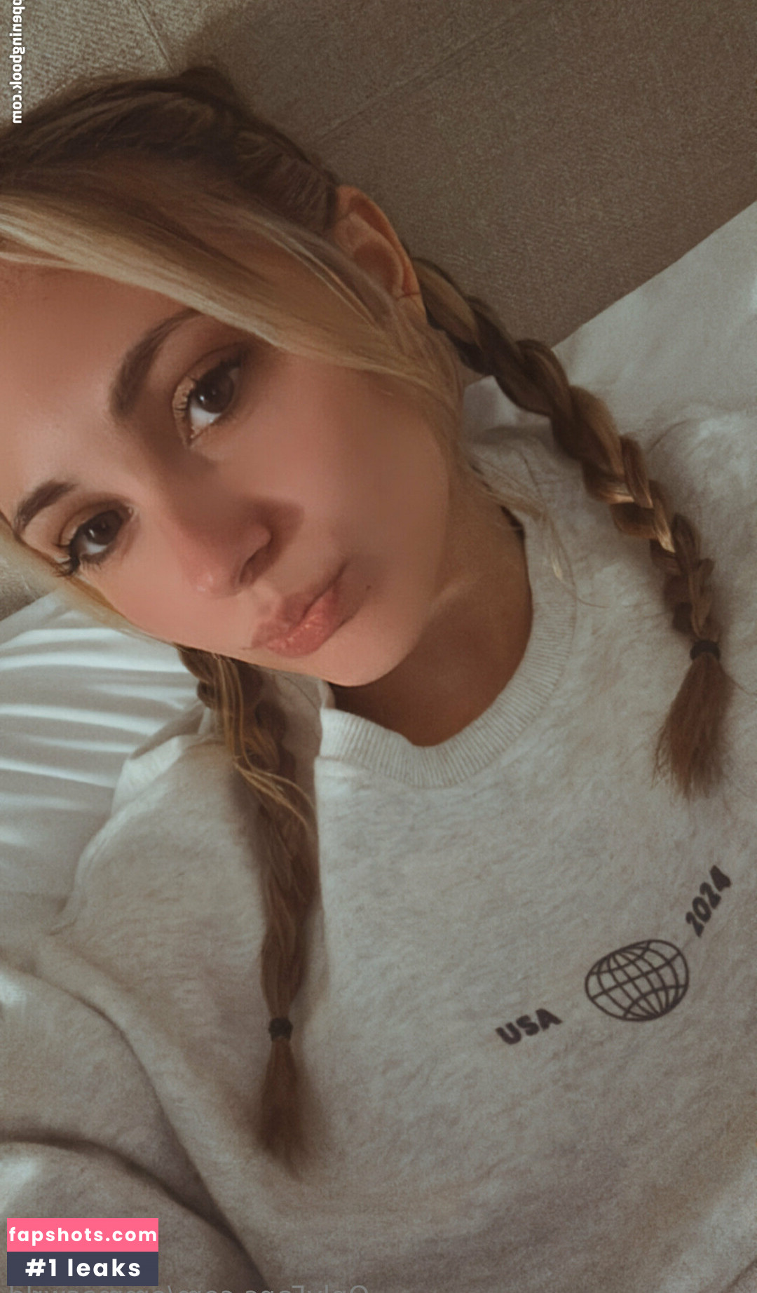 emmaswrld nude babe gallery