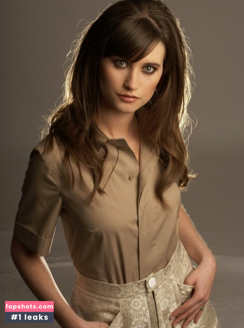 Emmerdale's Charley Webb gallery photo #11
