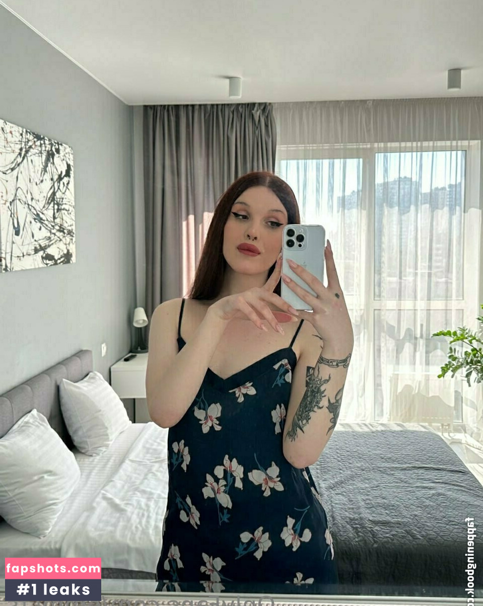 emmii_ts Filtración Desnuda OnlyFans Foto #29 - Fapshots