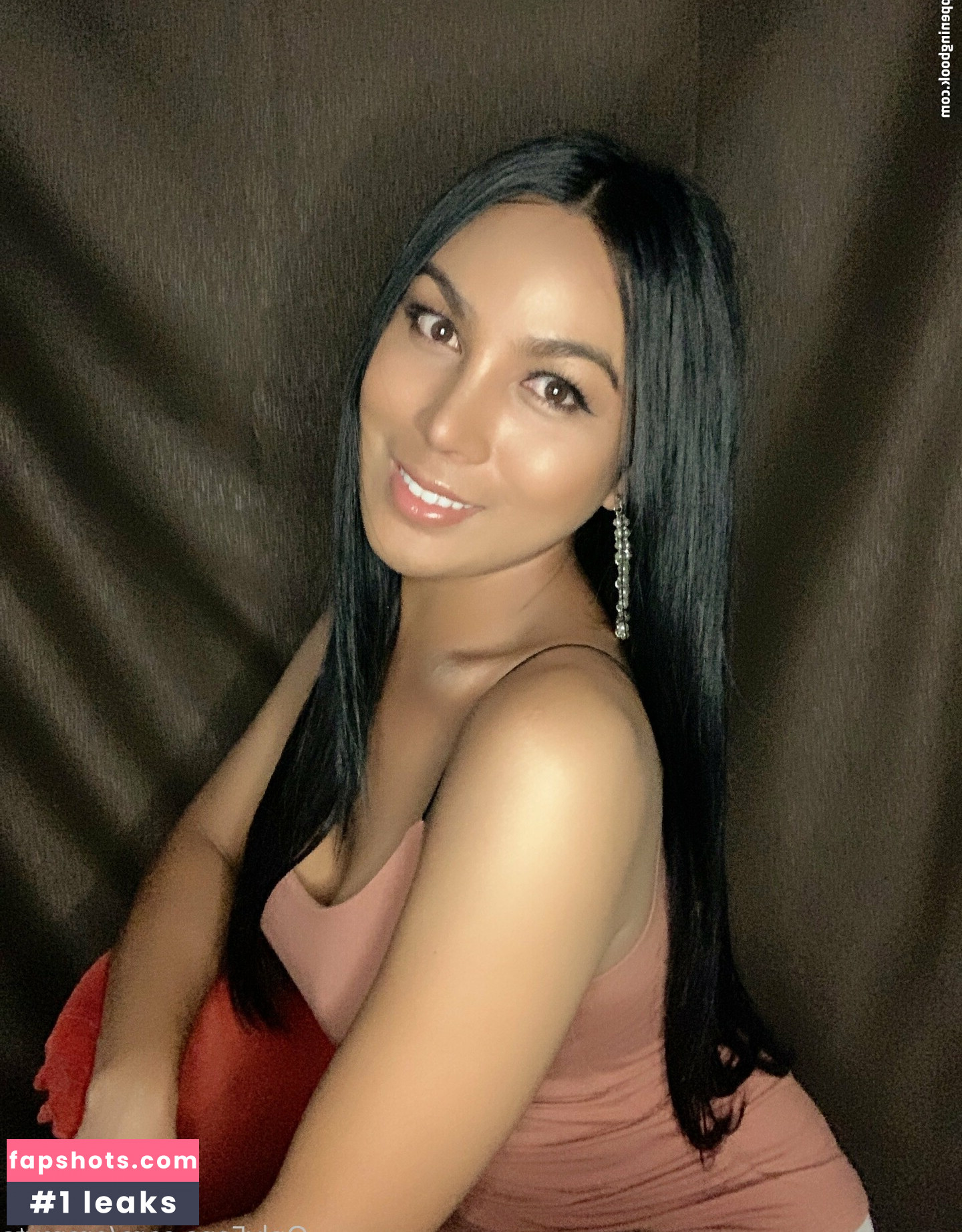 Emmy Monika gallery photo #3