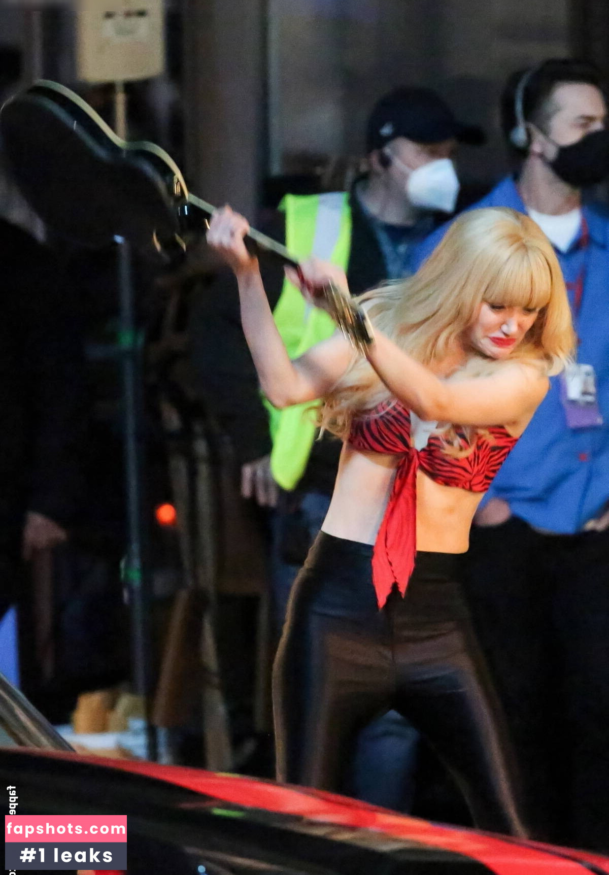 Emmy Rossum gallery photo #17