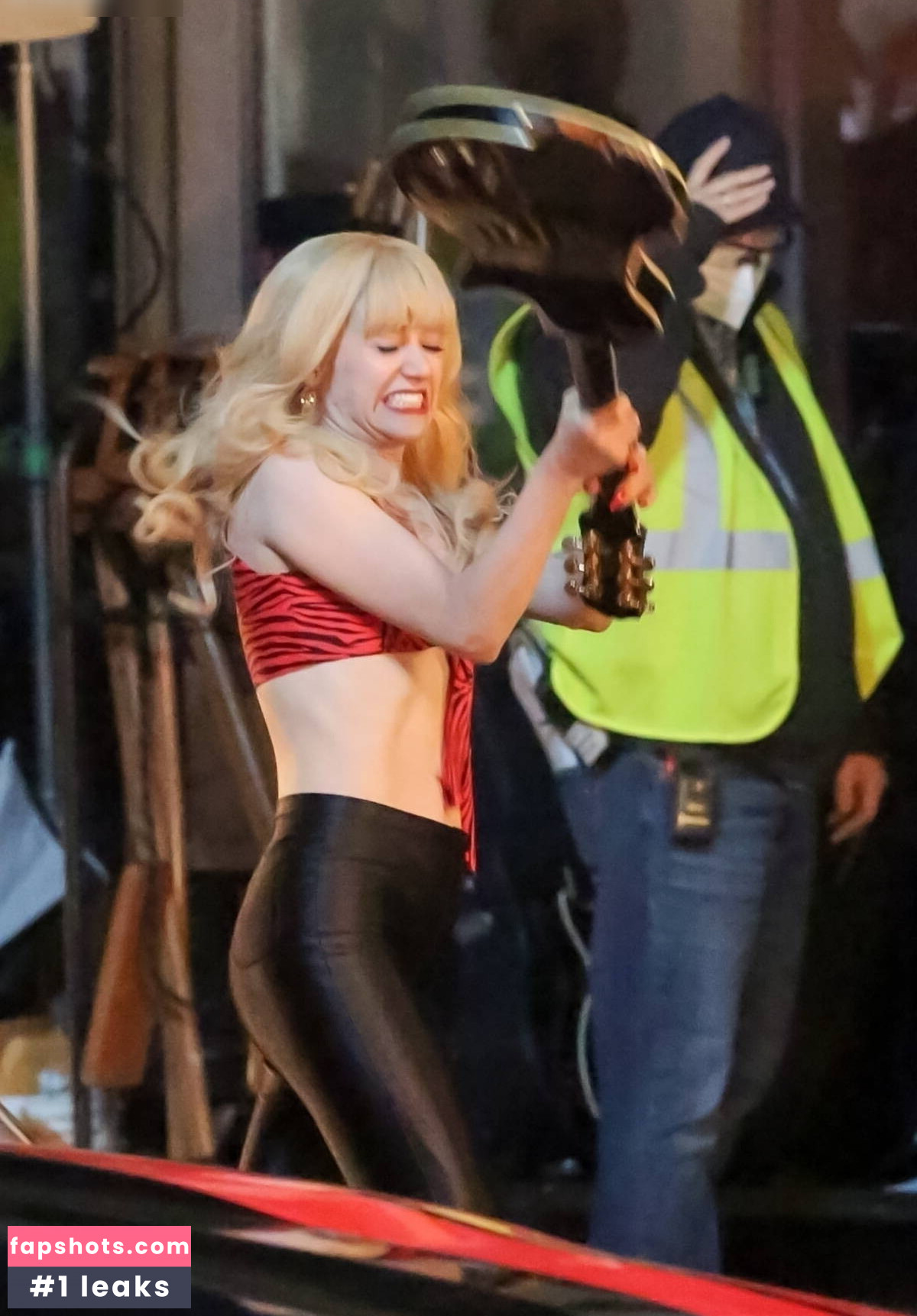 Emmy Rossum gallery photo #18