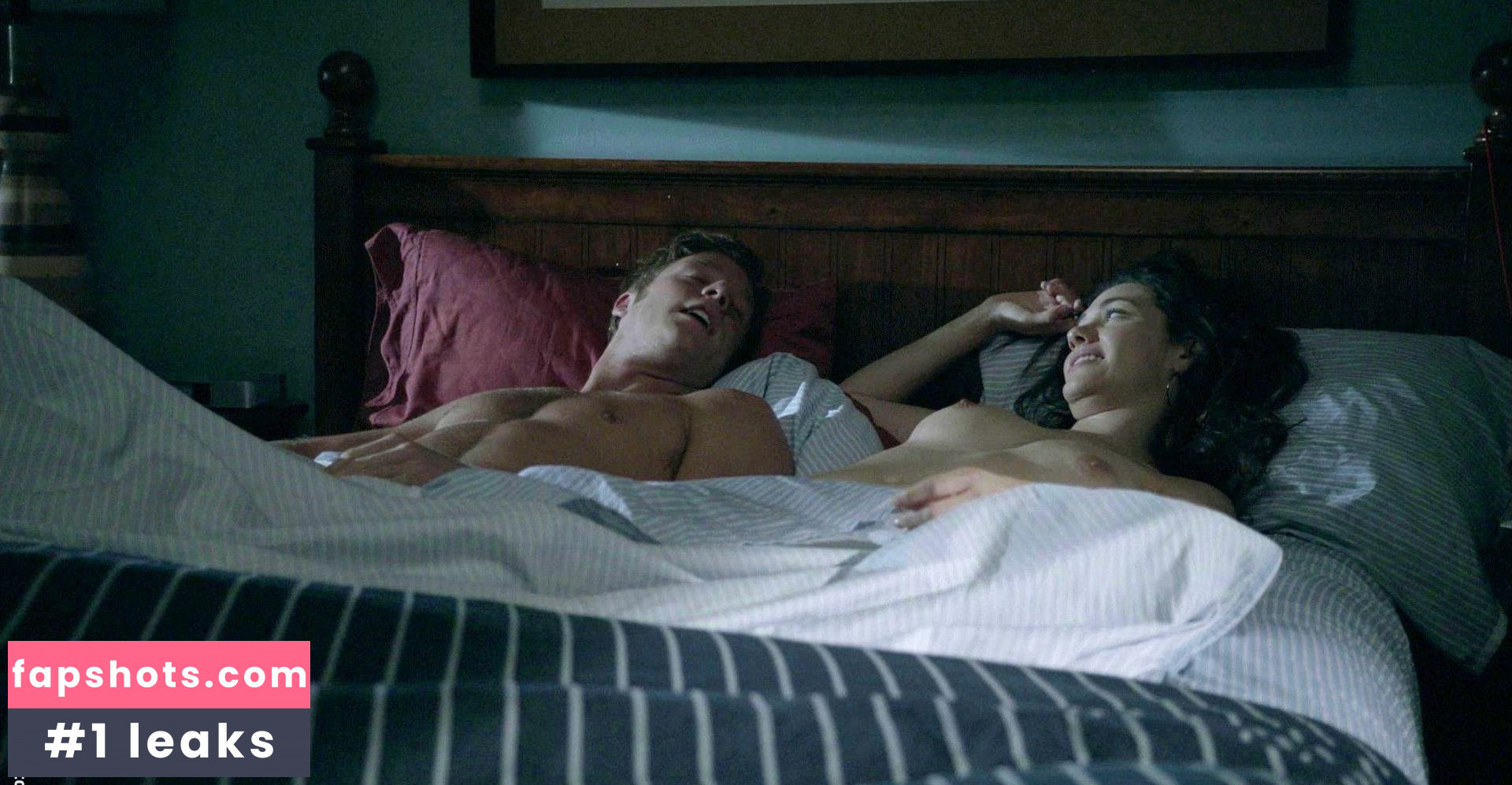 Emmy Rossum nude babe gallery