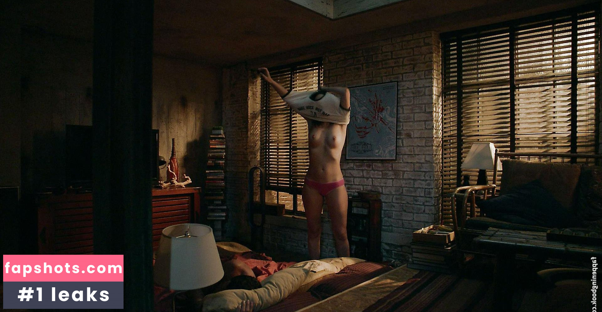 Emmy Rossum gallery photo #257