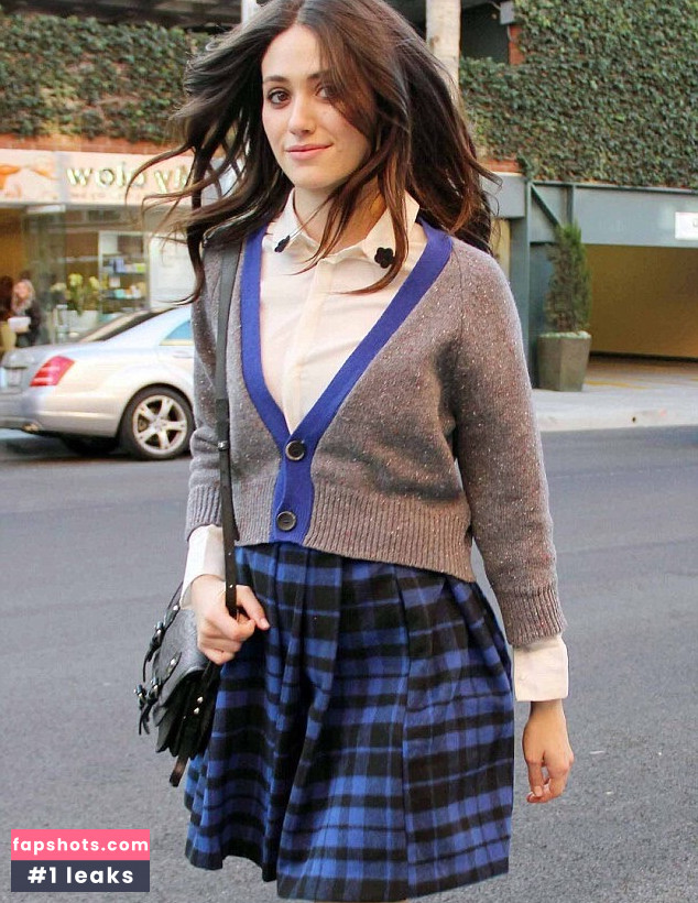 Emmy Rossum gallery photo #85