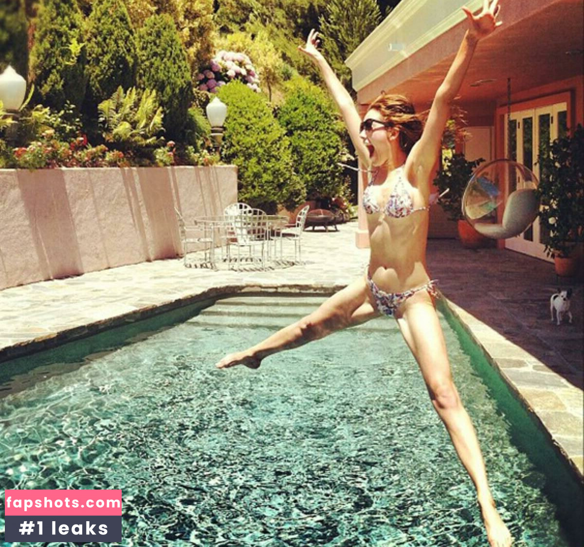 Emmy Rossum gallery photo #87