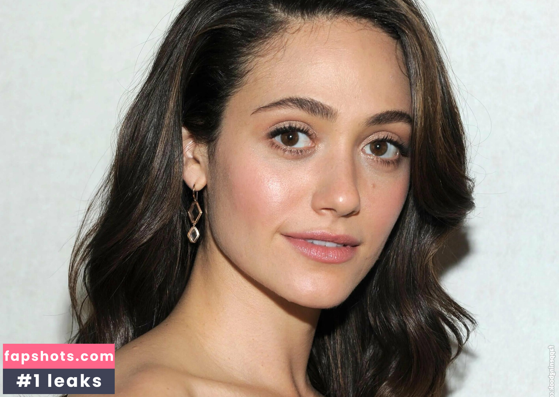 Emmy Rossum gallery photo #98